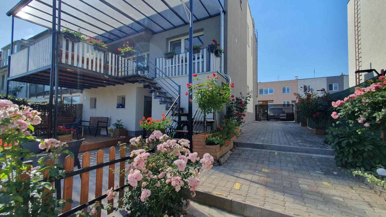 David Home 56 Znojmo Luaran gambar
