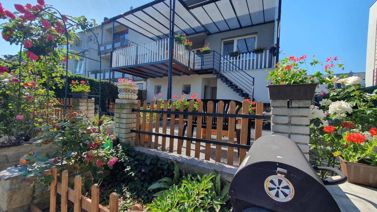 David Home 56 Znojmo Luaran gambar