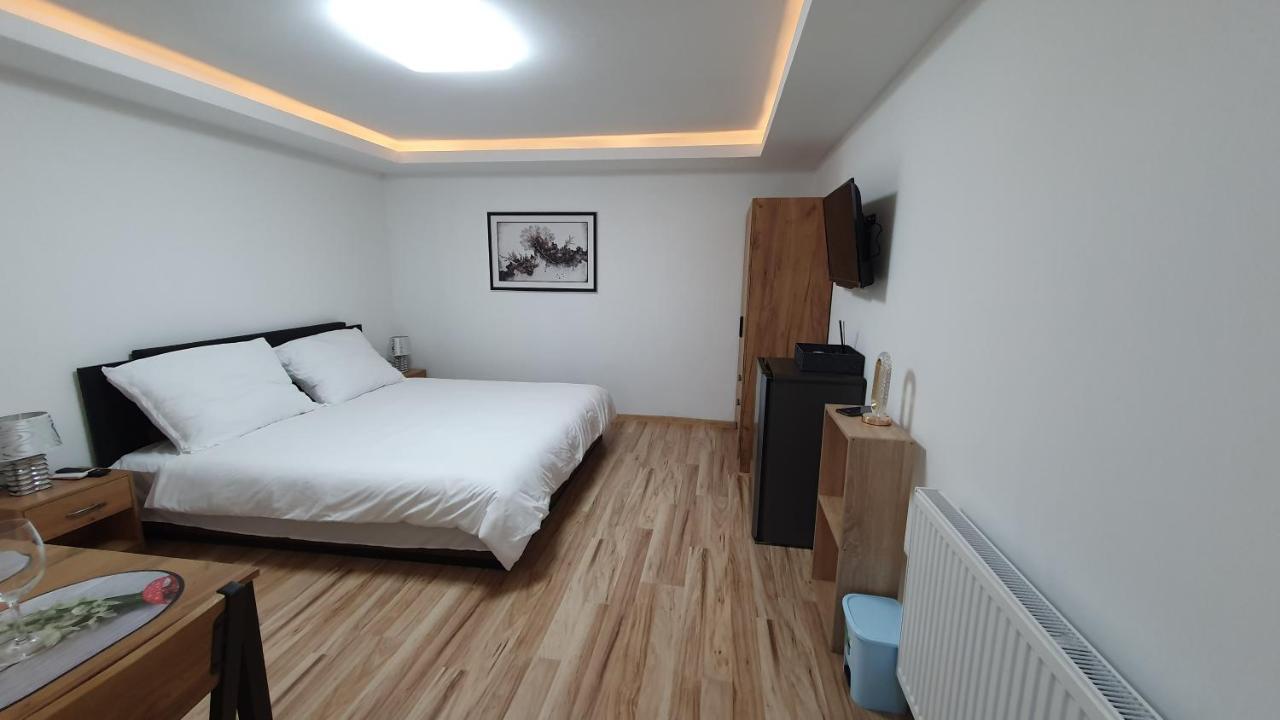 David Home 56 Znojmo Luaran gambar