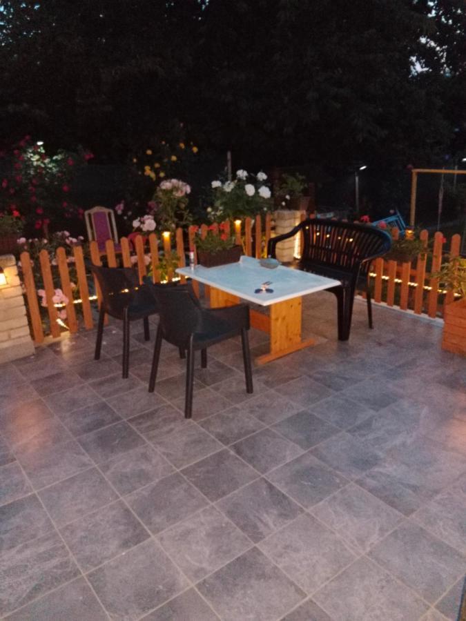 David Home 56 Znojmo Luaran gambar