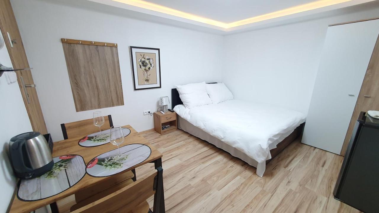 David Home 56 Znojmo Luaran gambar