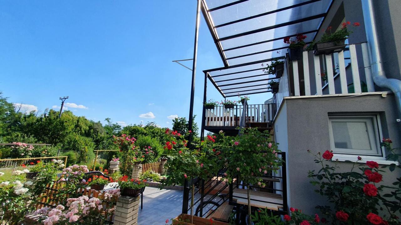 David Home 56 Znojmo Luaran gambar
