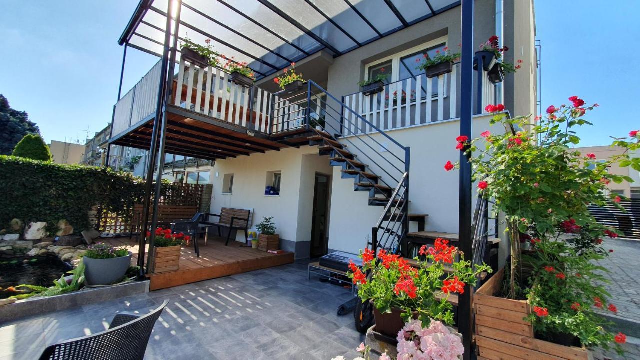 David Home 56 Znojmo Luaran gambar